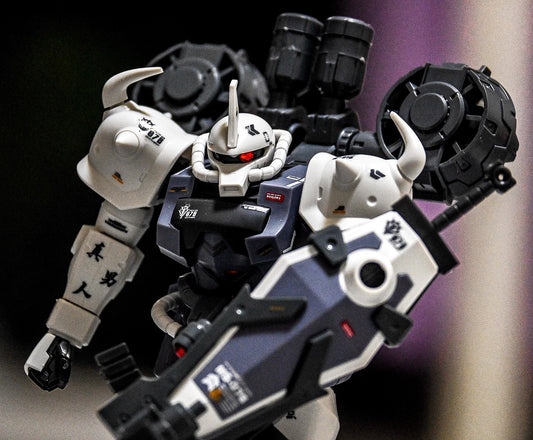 B3 GOUF (WHITE) (WITH JETPACK)